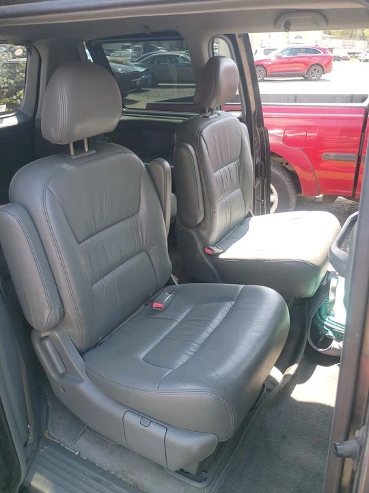2004 Honda Odyssey - Image 7 of 8