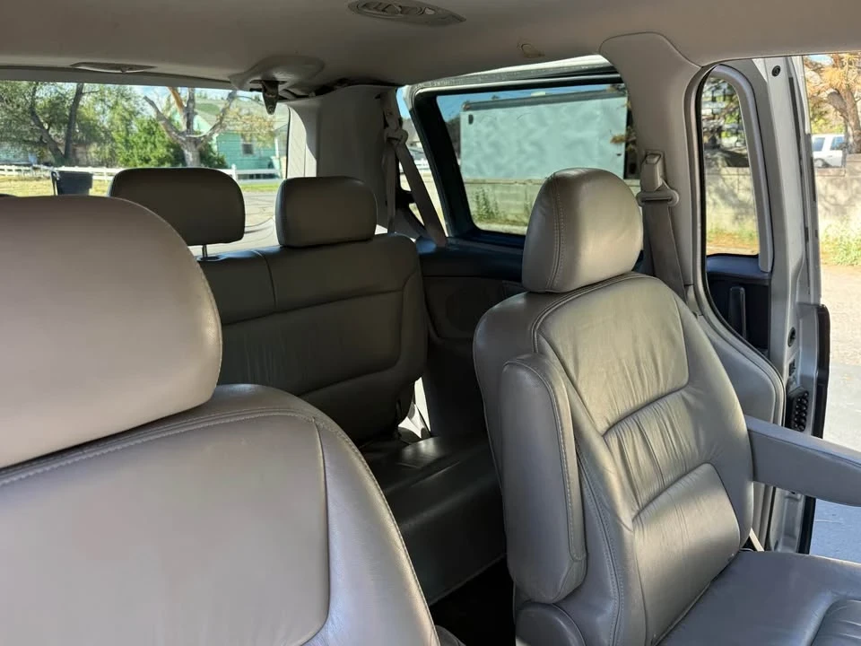 2004 Honda Odyssey - Image 5 of 6