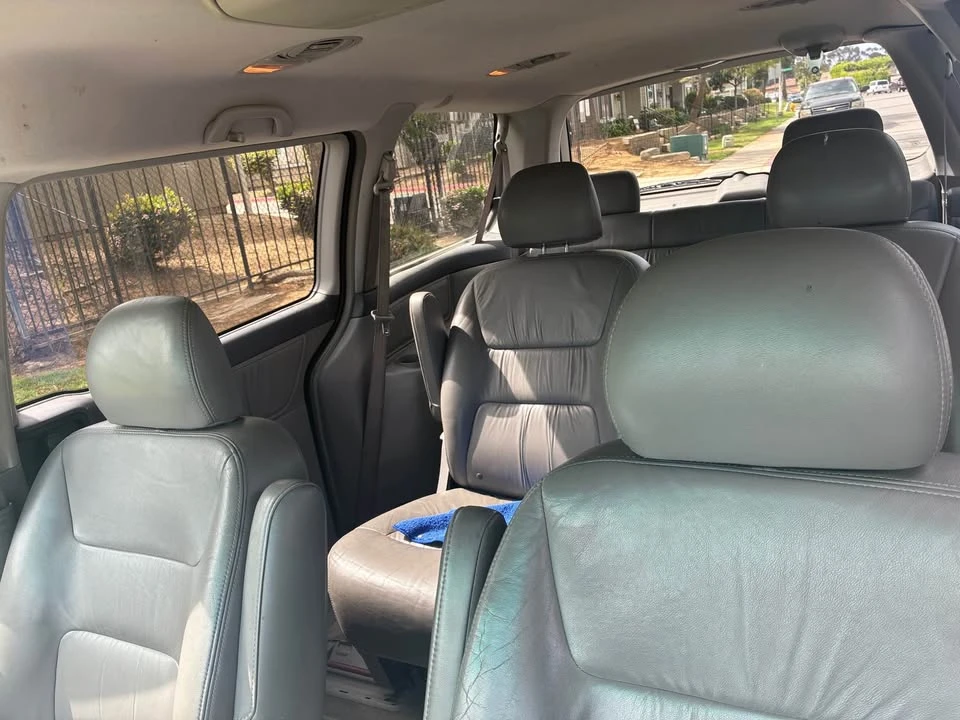 2004 Honda Odyssey - Image 6 of 6