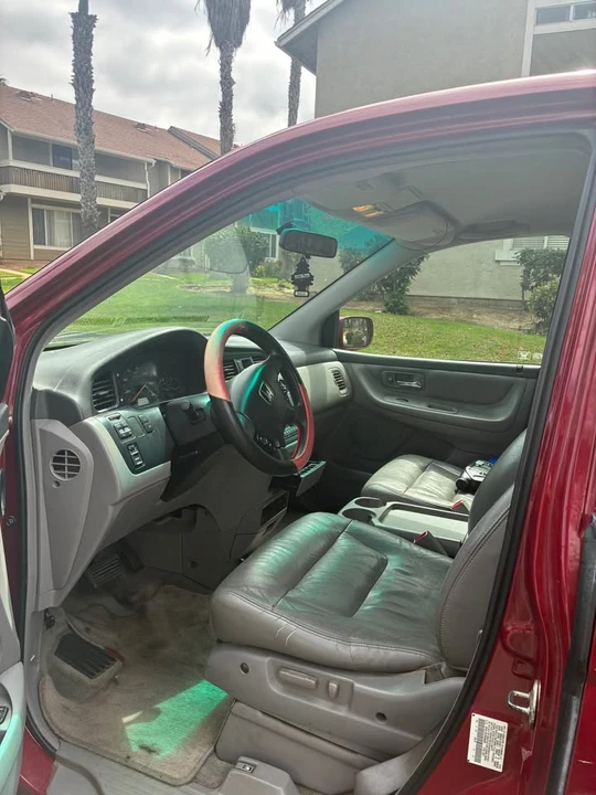 2004 Honda Odyssey - Image 5 of 6
