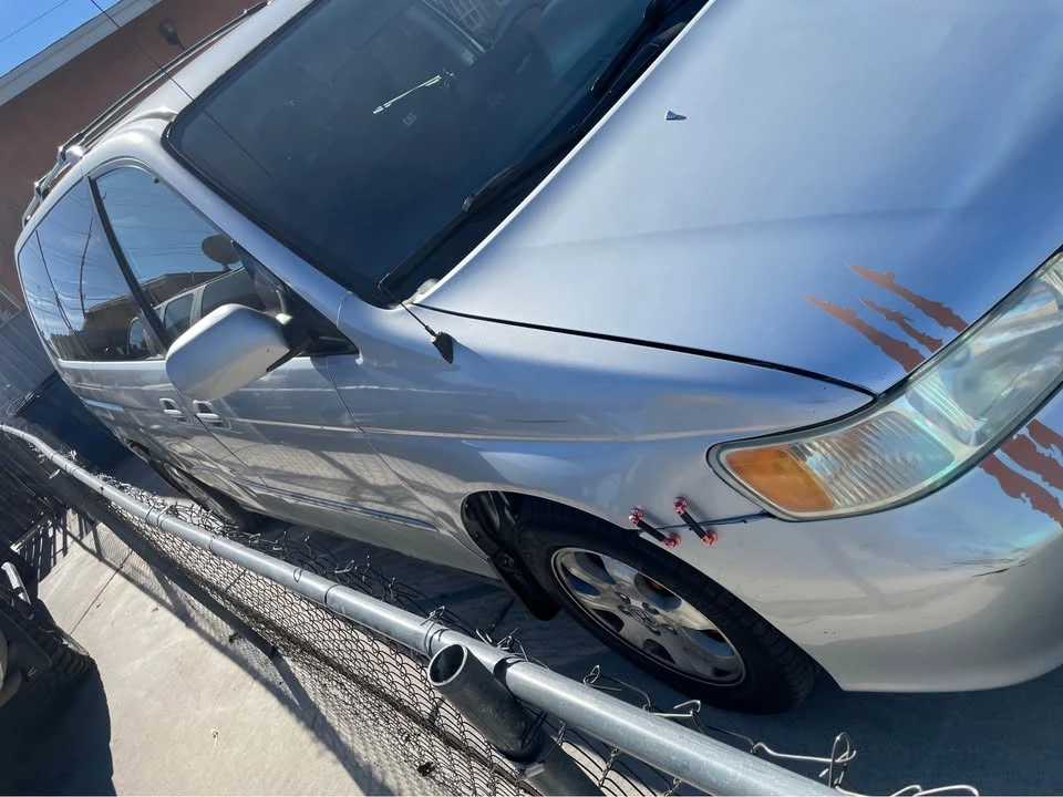 2004 Honda Odyssey - Image 4 of 4