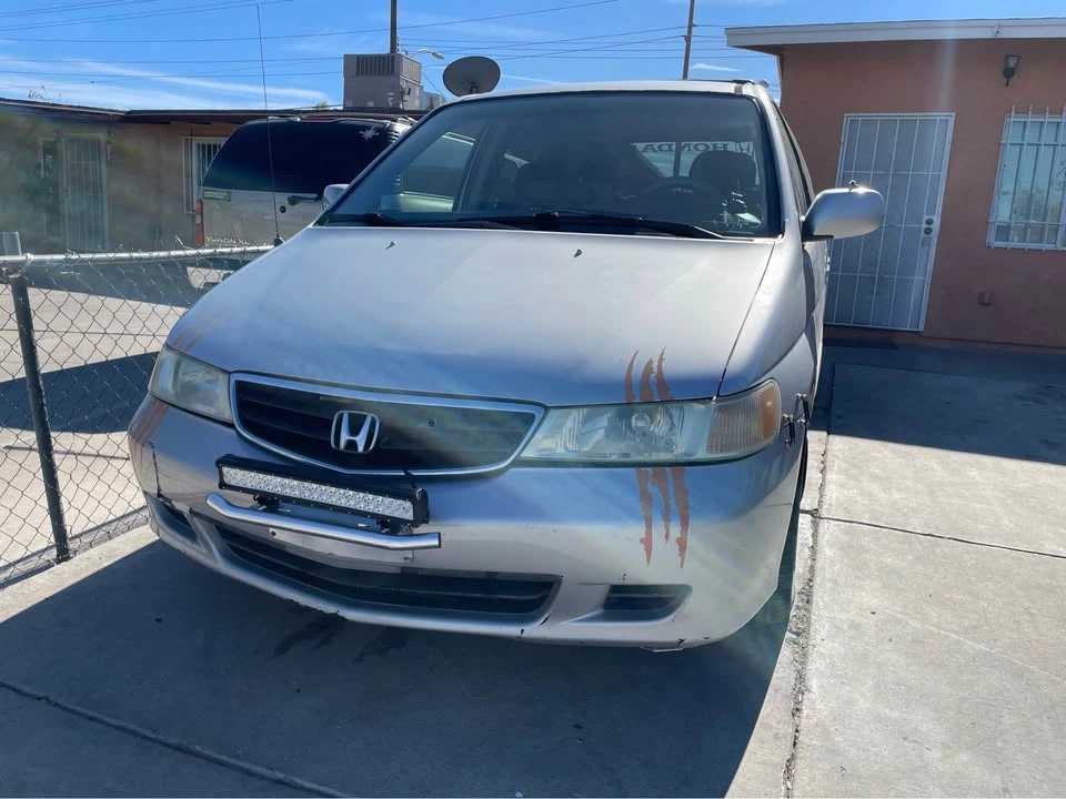 2004 Honda Odyssey - Image 3 of 4