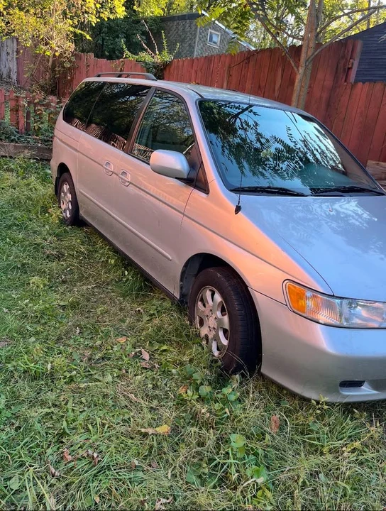 2004 Honda Odyssey - Image 3 of 10