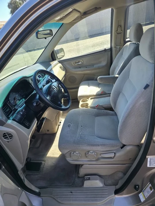 2004 Honda Odyssey - Image 7 of 12