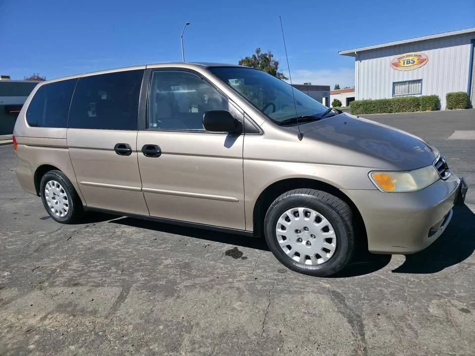 2004 Honda Odyssey - Image 4 of 12