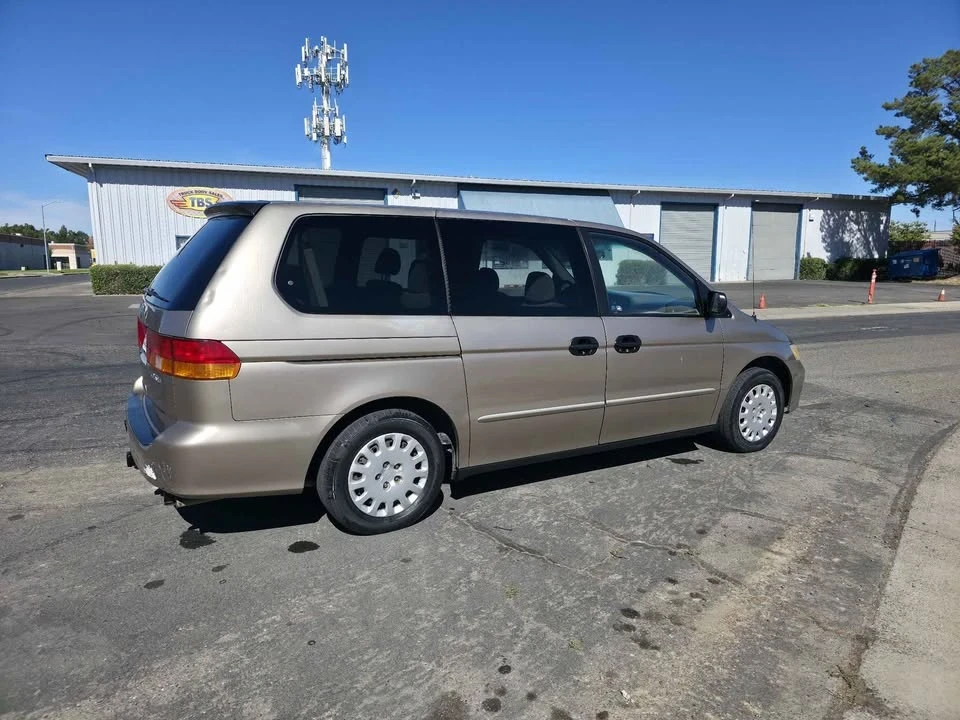 2004 Honda Odyssey - Image 5 of 12