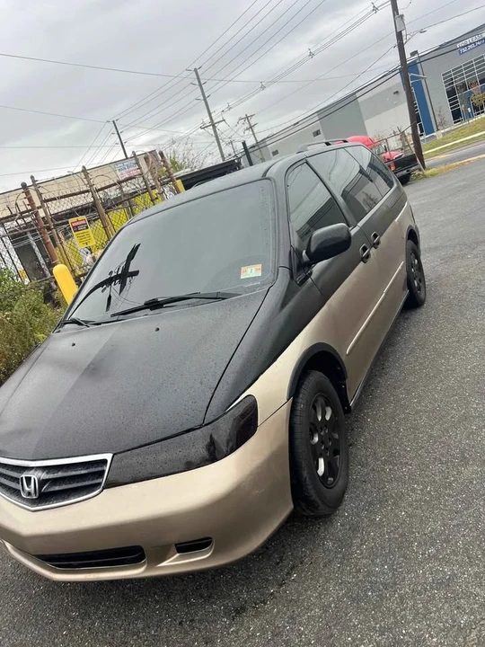 2004 Honda Odyssey - Image 2 of 7