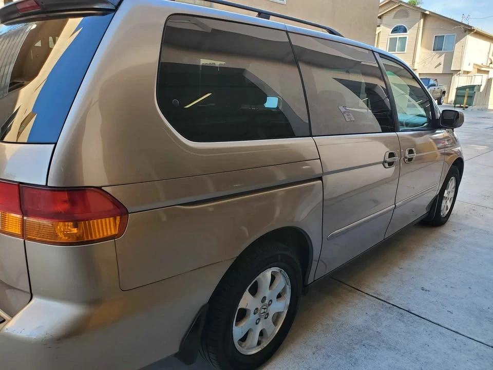 2004 Honda Odyssey - Image 3 of 15