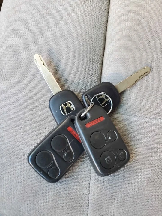2004 Honda Odyssey - Image 12 of 15