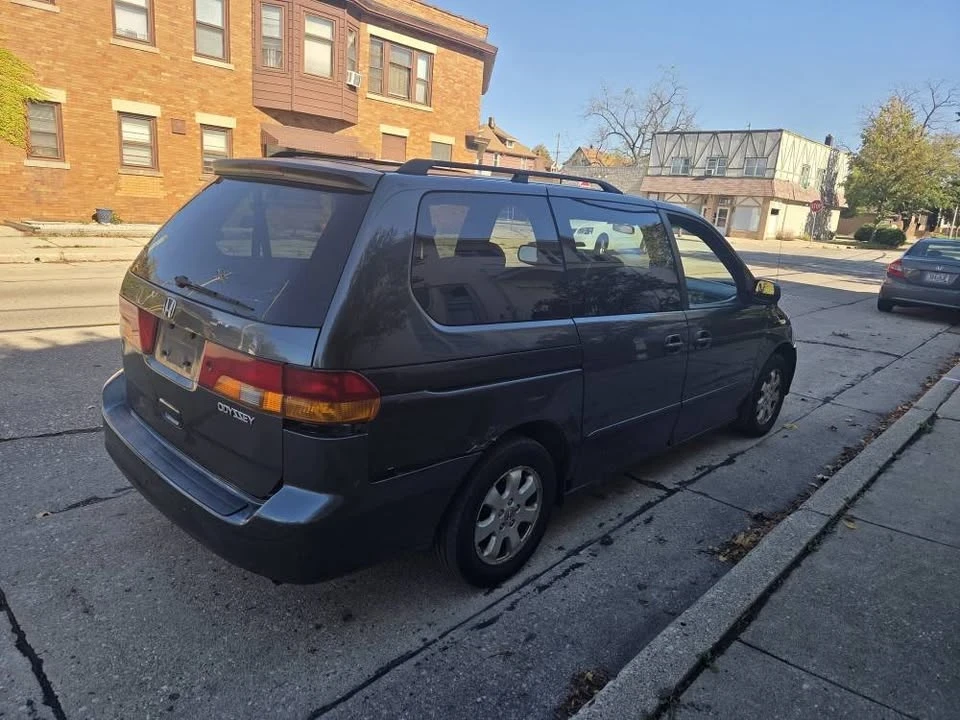 2004 Honda Odyssey - Image 6 of 6