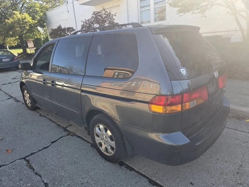 2004 Honda Odyssey - Image 2 of 6