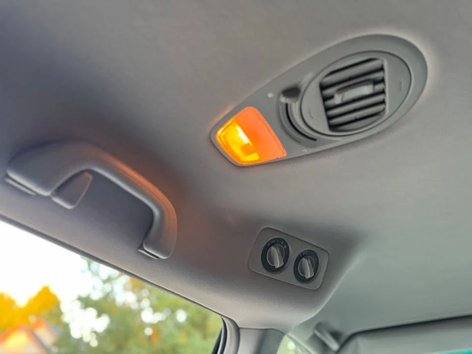2004 Honda Odyssey - Image 12 of 20