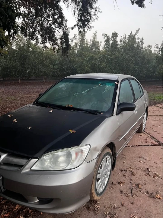2004 Honda Civic 7th Gen - Image 2 of 5