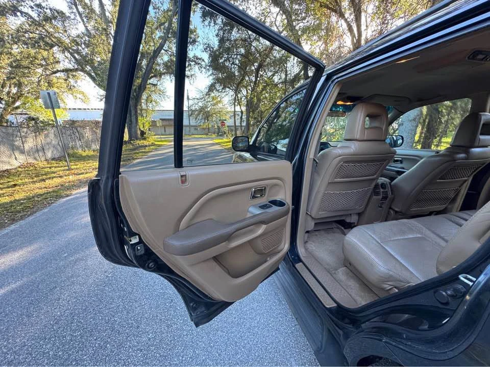 2004 Honda Pilot 1st Gen - Image 12 of 18