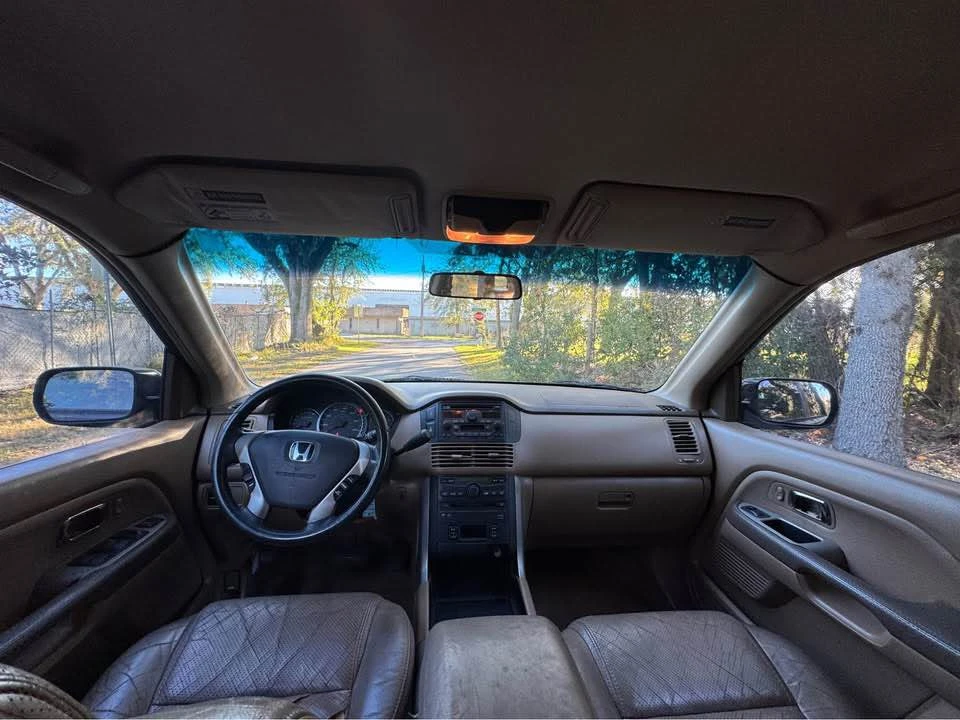 2004 Honda Pilot 1st Gen - Image 16 of 18