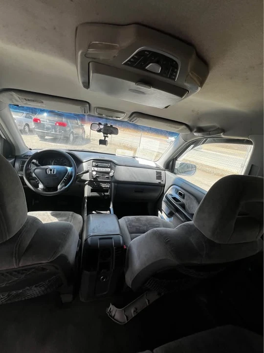 2004 Honda Pilot 1st Gen - Image 11 of 11