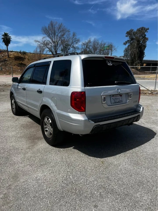 2004 Honda Pilot 1st Gen - Image 5 of 11