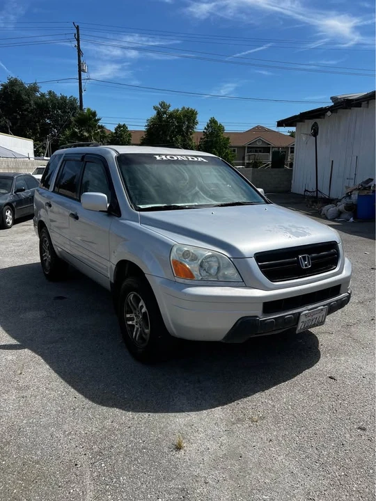 2004 Honda Pilot 1st Gen - Image 2 of 11