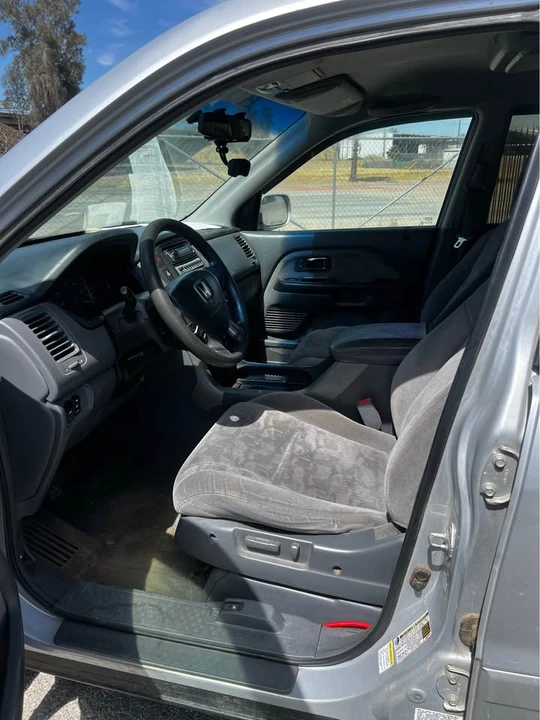 2004 Honda Pilot 1st Gen - Image 7 of 11