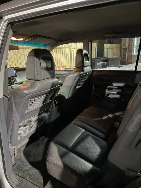2004 Honda Pilot 1st Gen - Image 8 of 9