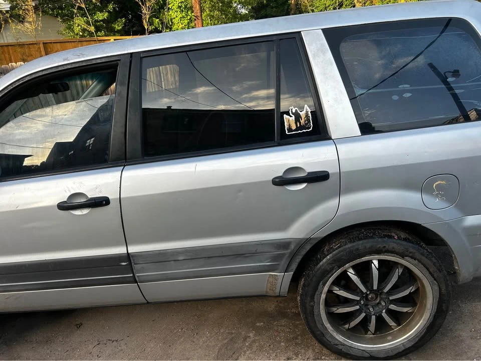 2004 Honda Pilot 1st Gen - Image 2 of 5