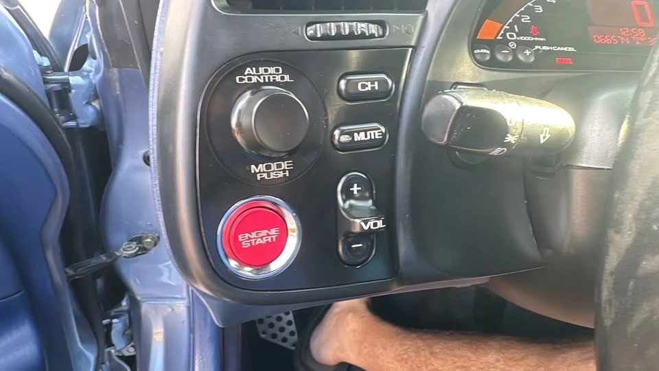 2004 Honda AP2 S2000 - Image 19 of 20