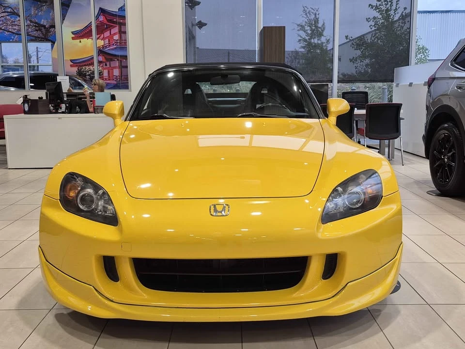 2004 Honda AP2 S2000 - Image 2 of 7