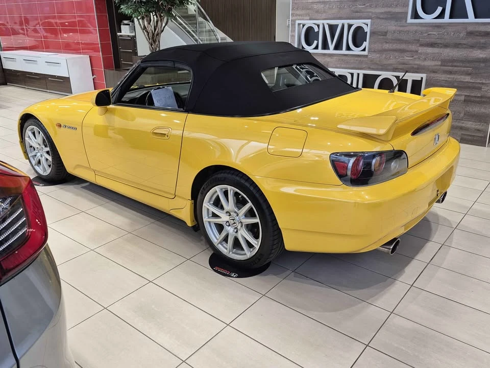 2004 Honda AP2 S2000 - Image 4 of 7