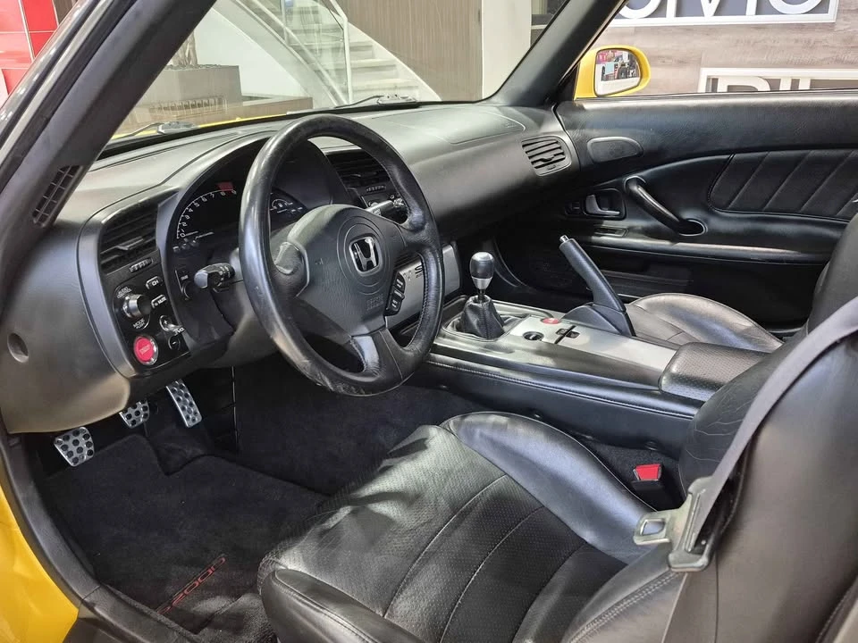 2004 Honda AP2 S2000 - Image 5 of 7