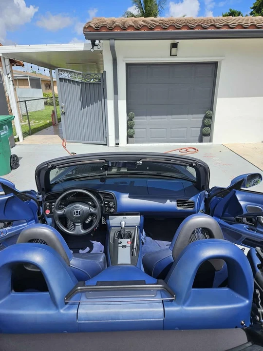 2004 Honda AP2 S2000 - Image 9 of 10