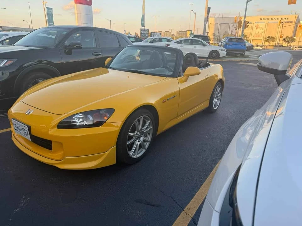 2004 Honda AP2 S2000 - Image 2 of 5