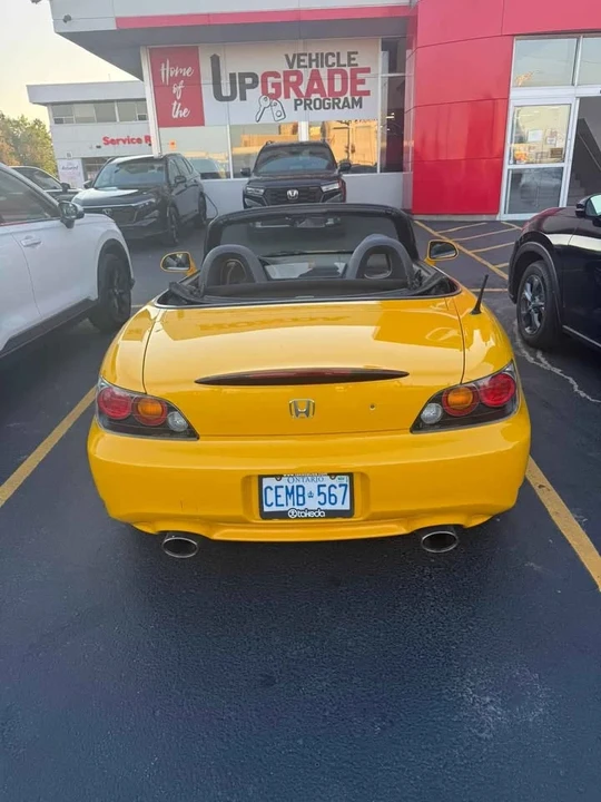 2004 Honda AP2 S2000 - Image 3 of 5