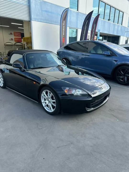 2004 Honda AP2 S2000 - Image 2 of 7