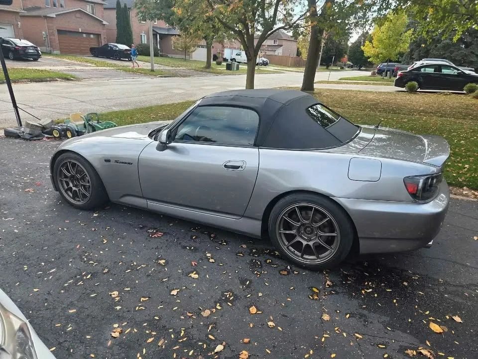 2004 Honda AP2 S2000 - Image 2 of 11