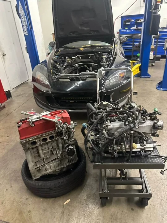 2004 Honda AP2 S2000 - Image 6 of 7