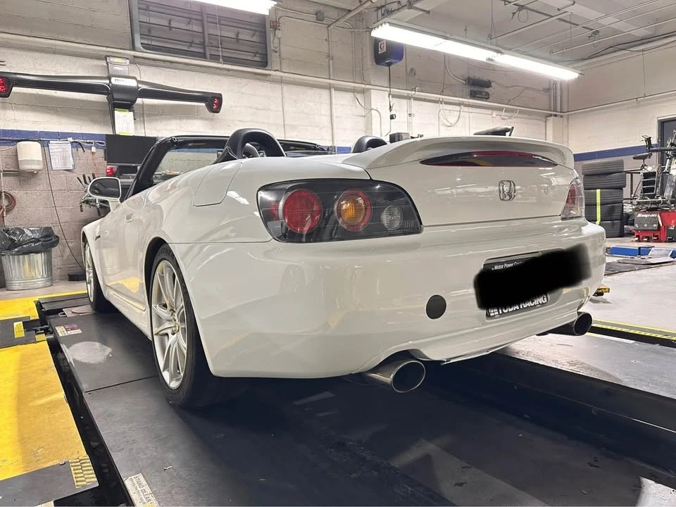 2004 Honda AP2 S2000 - Image 3 of 17