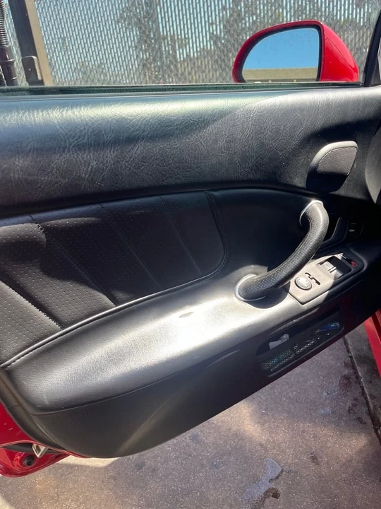 2004 Honda AP2 S2000 - Image 7 of 13