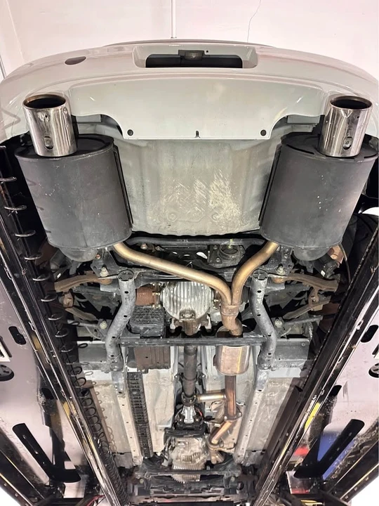 2004 Honda AP2 S2000 - Image 8 of 17