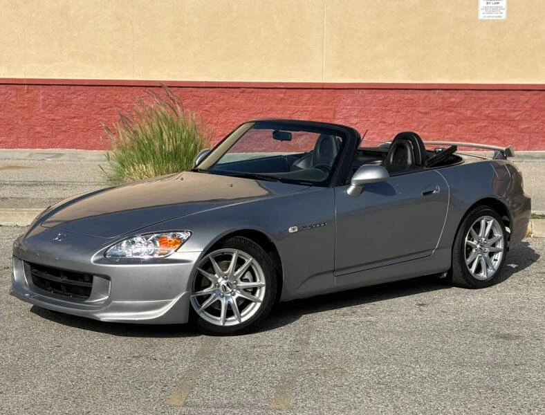 2004 Honda AP2 S2000 - Image 2 of 19