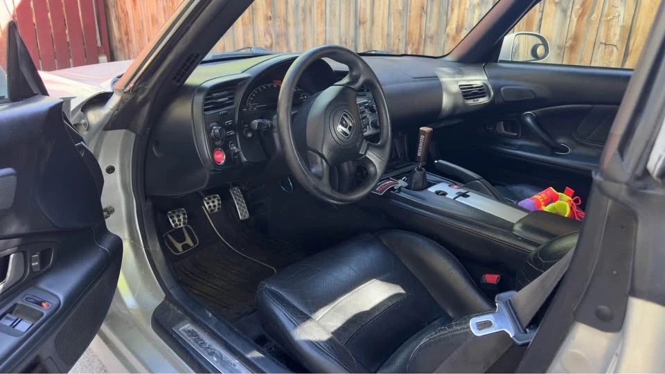 2004 Honda AP2 S2000 - Image 9 of 10