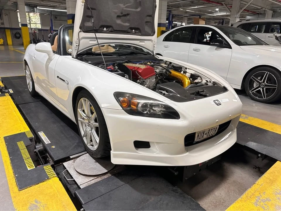2004 Honda AP2 S2000 - Image 6 of 17