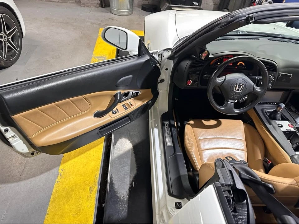 2004 Honda AP2 S2000 - Image 16 of 17