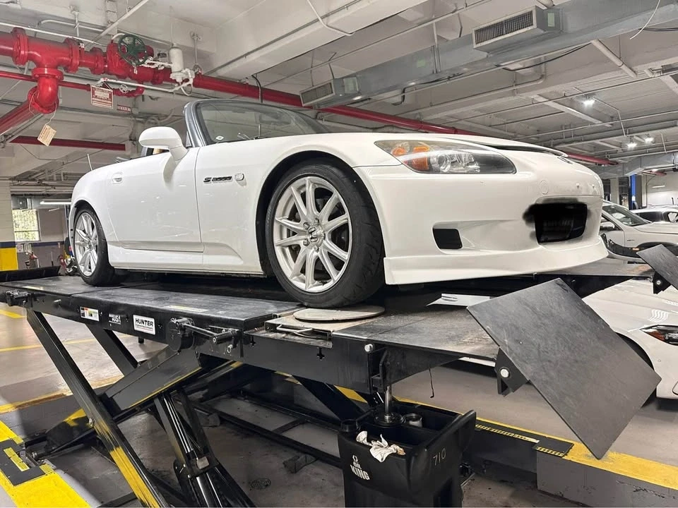 2004 Honda AP2 S2000 - Image 11 of 17