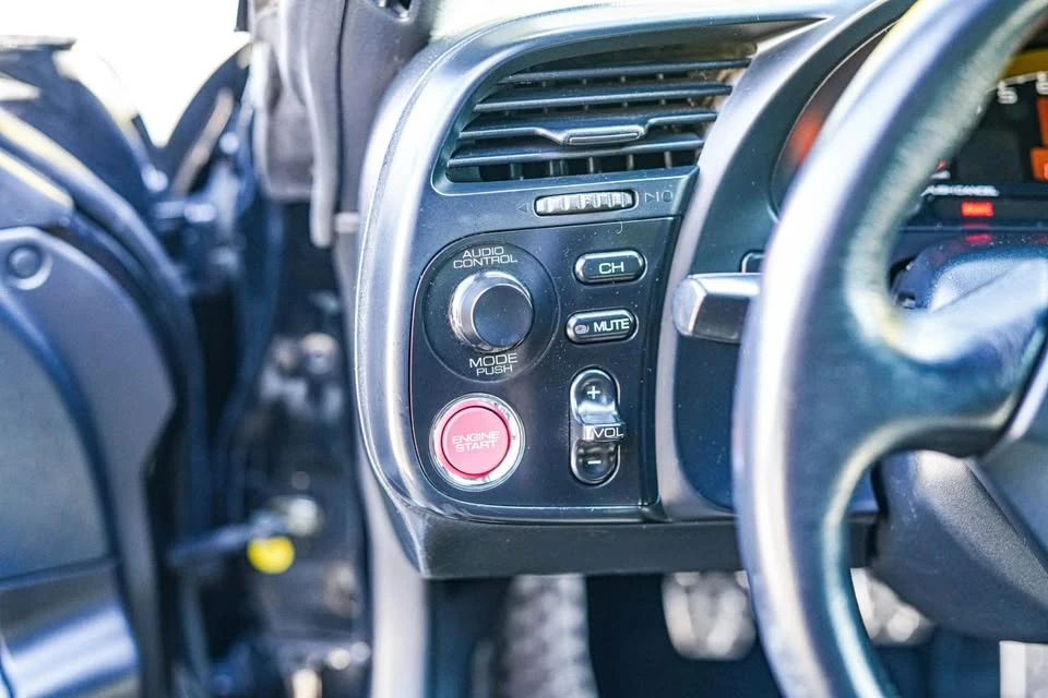 2004 Honda AP2 S2000 - Image 11 of 16