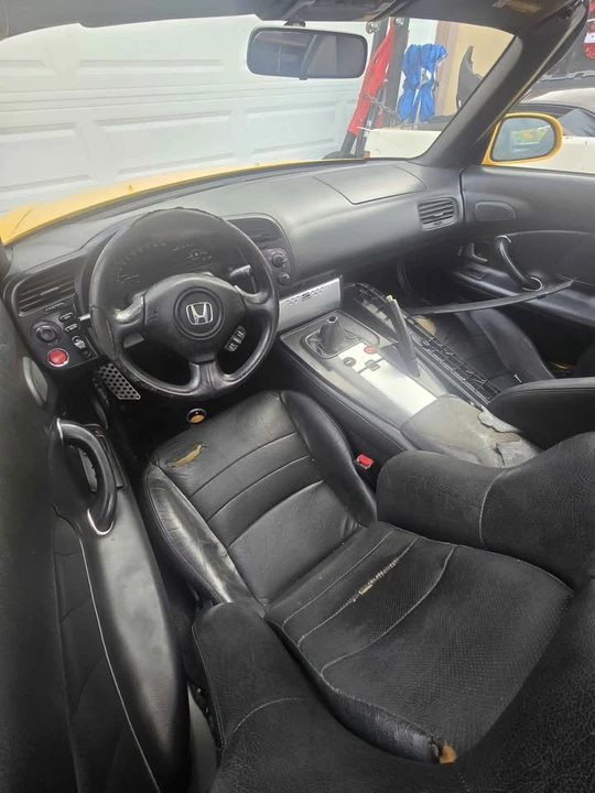 2004 Honda AP2 S2000 - Image 7 of 9