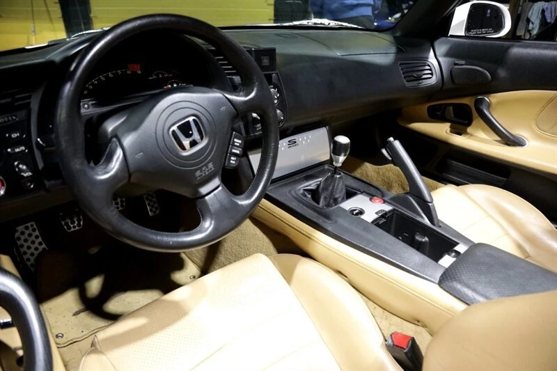 2004 Honda AP2 S2000 - Image 8 of 11