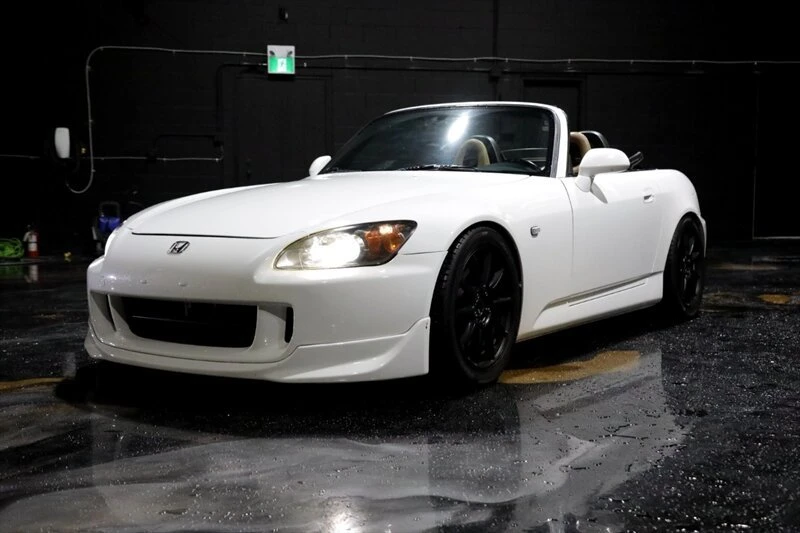 2004 Honda AP2 S2000 - Image 2 of 11