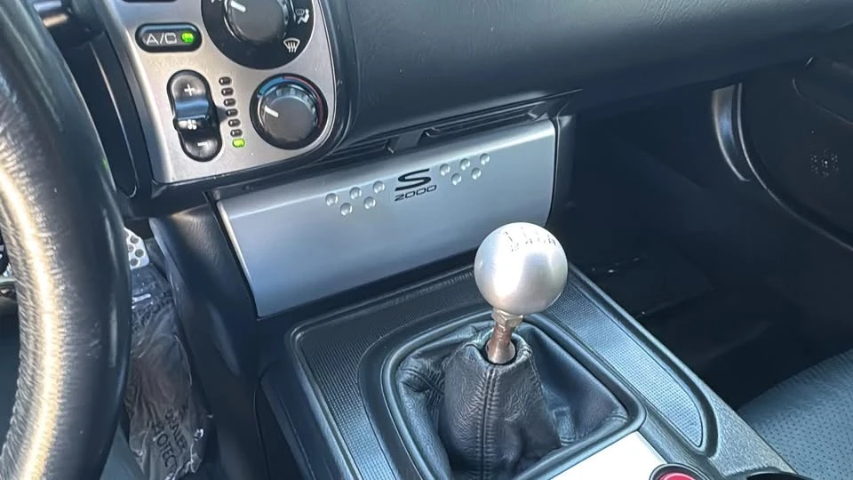 2004 Honda AP2 S2000 - Image 11 of 18