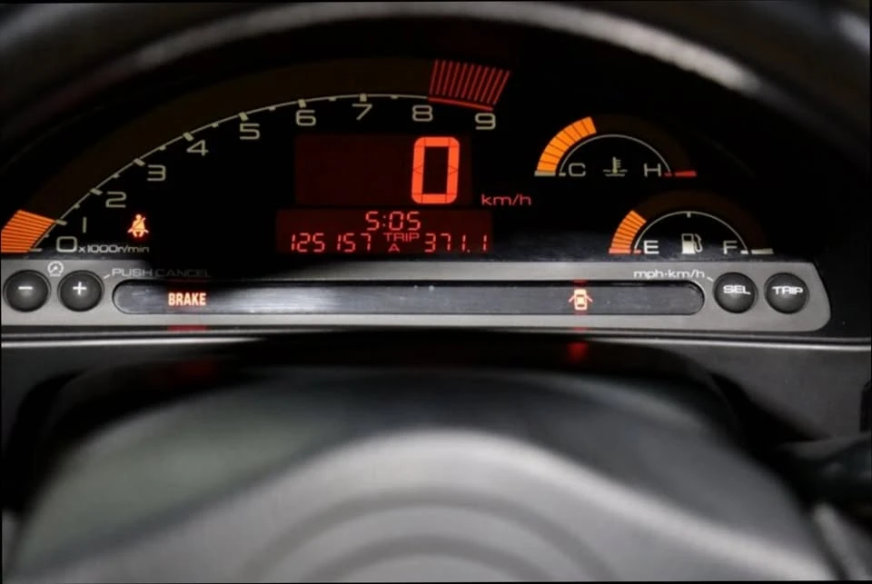 2004 Honda AP2 S2000 - Image 9 of 9