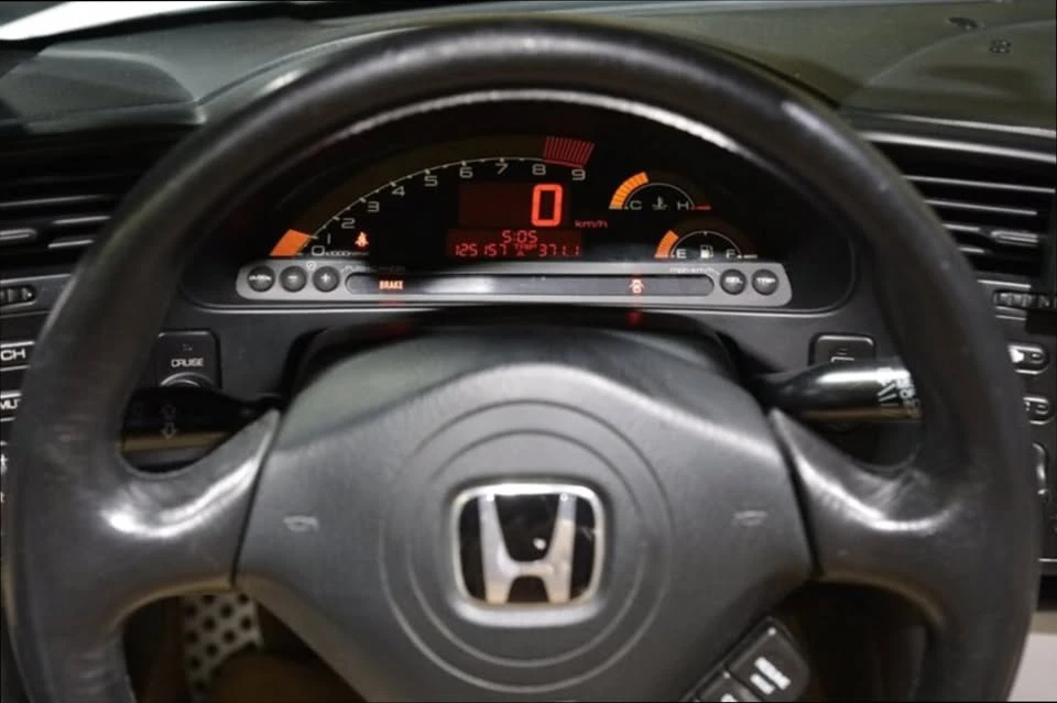 2004 Honda AP2 S2000 - Image 10 of 11